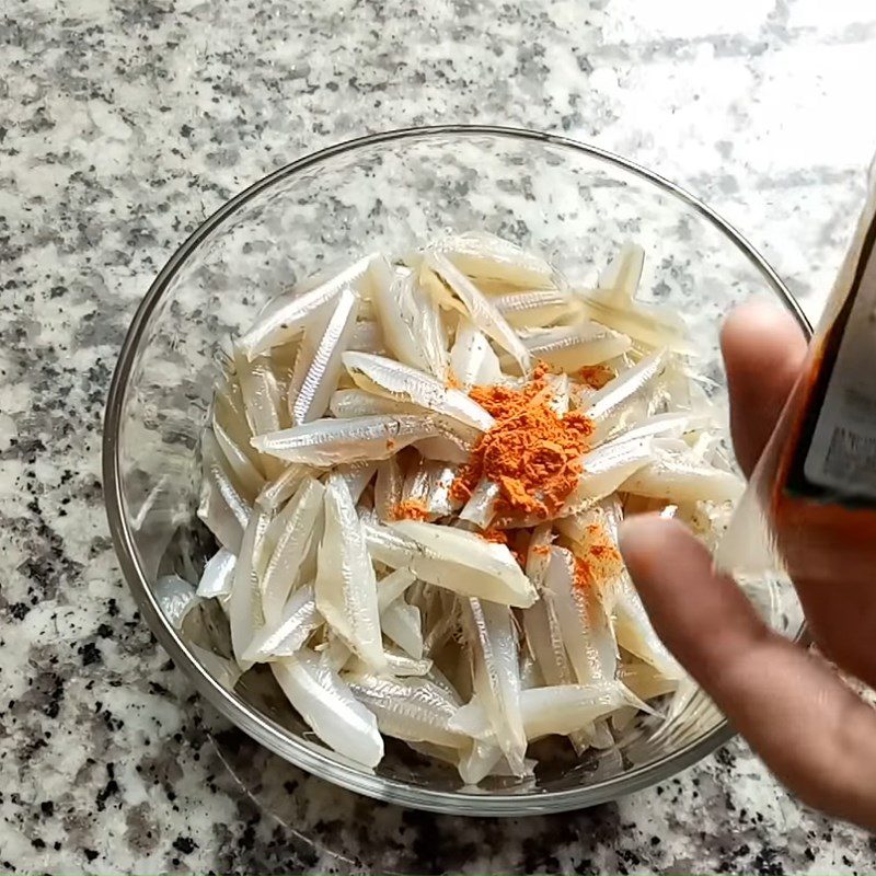 Step 1 Prepare and marinate the anchovies Fried Anchovies with Fish Sauce