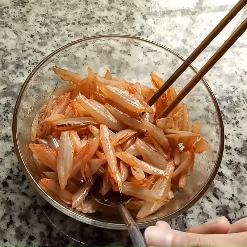 Step 1 Prepare and marinate the anchovies Fried Anchovies with Fish Sauce