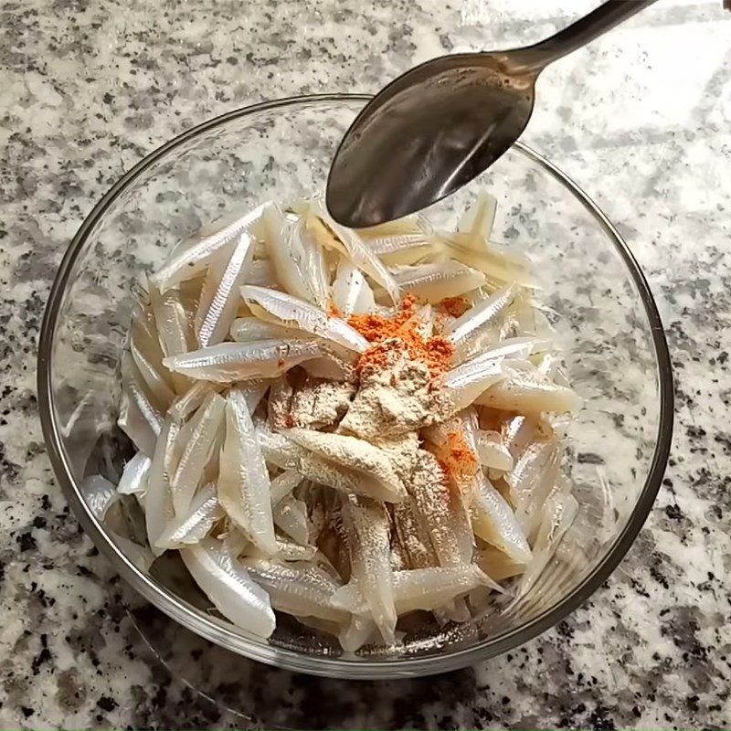 Step 1 Prepare and marinate the anchovies Fried Anchovies with Fish Sauce