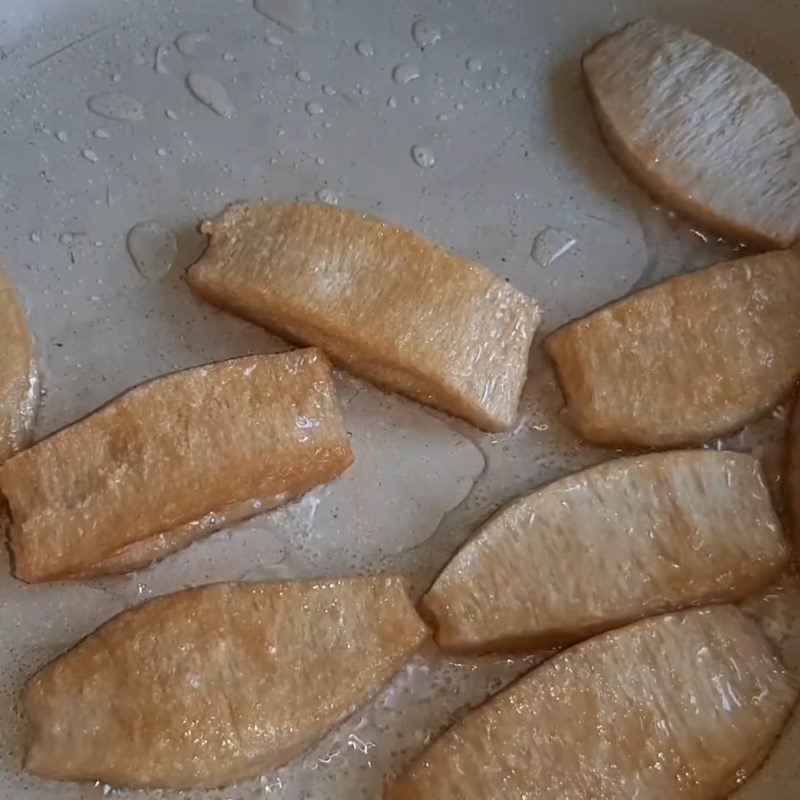 Step 1 Prepare and fry vegetarian spareribs Vegetarian Spareribs Cooked with Coca-Cola