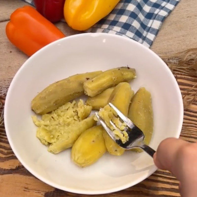 Step 1 Prepare and steam the sweet potatoes Sweet Potato Kén Cake (Recipe from the Tiktok channel Cooking with TasteVN)