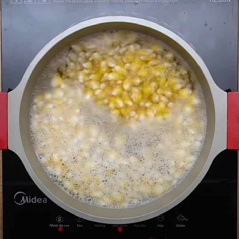 Step 1 Prepare and boil the corn Salted Egg Corn Stir-fry