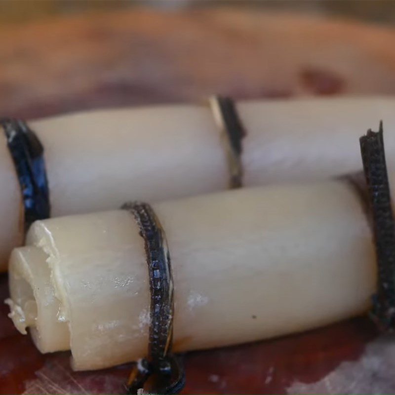 Step 1 Prepare and boil the pork skin Crispy Fried Pork Skin Rolls with Ground Meat