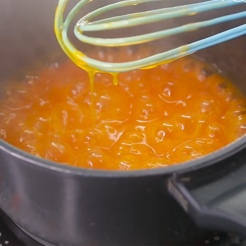 Step 1 Prepare and cook the orange juice mixture for the orange coconut jelly