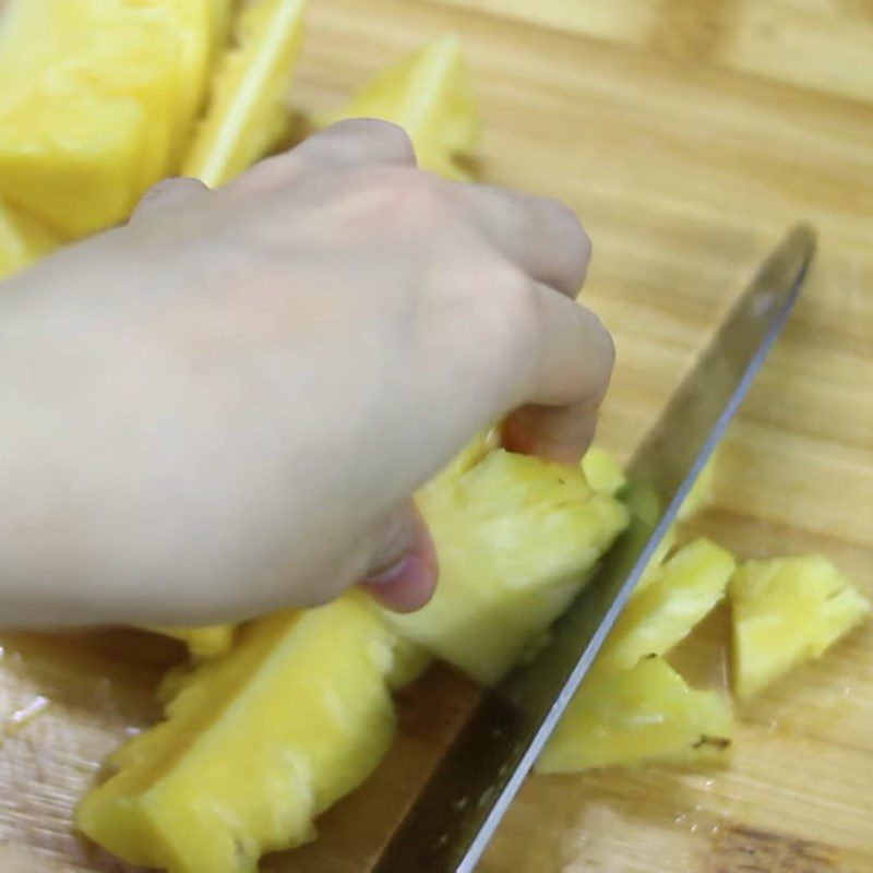 Step 1 Prepare and cook the pineapple water Vegetarian Fish Sauce from Pineapple