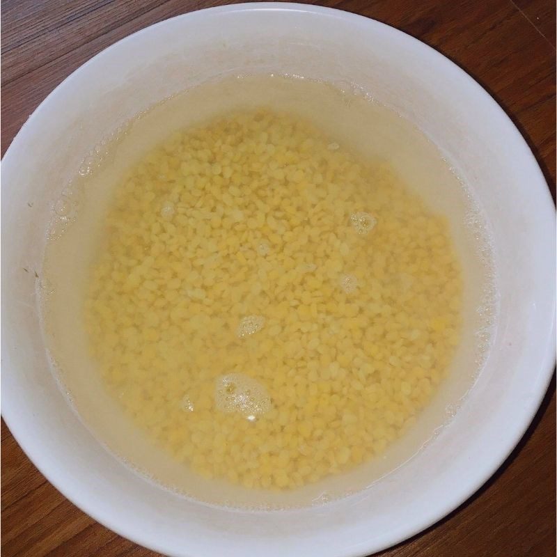 Step 1 Preparation and soaking mung beans Mung Bean Dessert