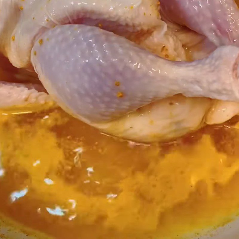 Step 1 Prepare and color the chicken Salted Chicken using an air fryer