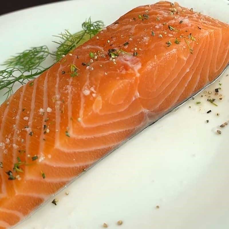 Step 1 Prepare and Marinate the Salmon Pan-fried Salmon with Cream Sauce