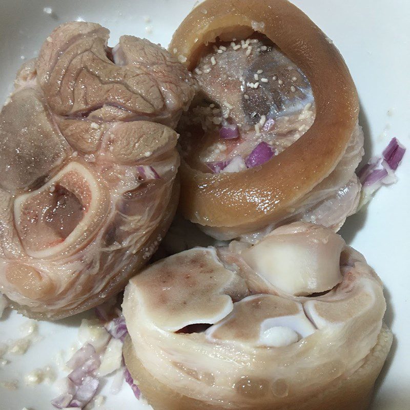 Step 1 Prepare and marinate the pork leg Stewed Pork Leg with Pumpkin