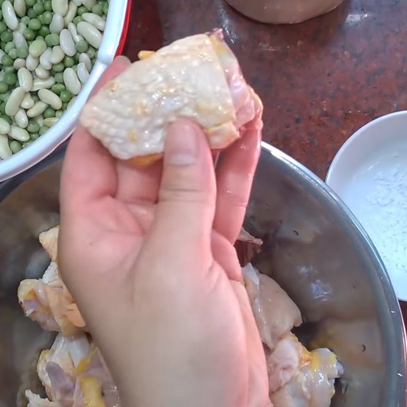 Step 1 Prepare and marinate the chicken Chicken with white beans and peas