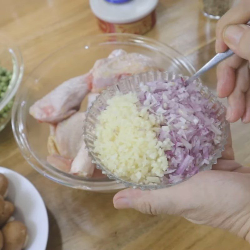 Step 1 Prepare and Marinate Chicken Chicken with Peas