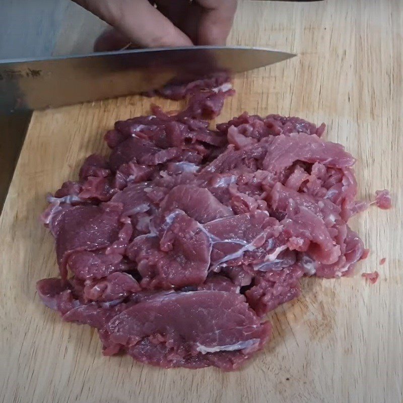 Step 4 Preparing and Marinating Beef Beef Salad Eggplant