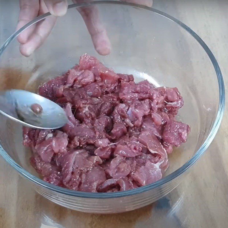 Step 4 Preparing and Marinating Beef Beef Salad Eggplant