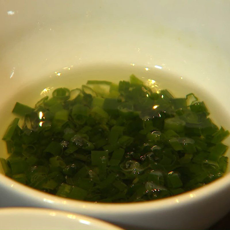 Step 2 Prepare and Marinate the Chicken Chicken Sticky Rice with Lotus Leaves and Fried Chicken