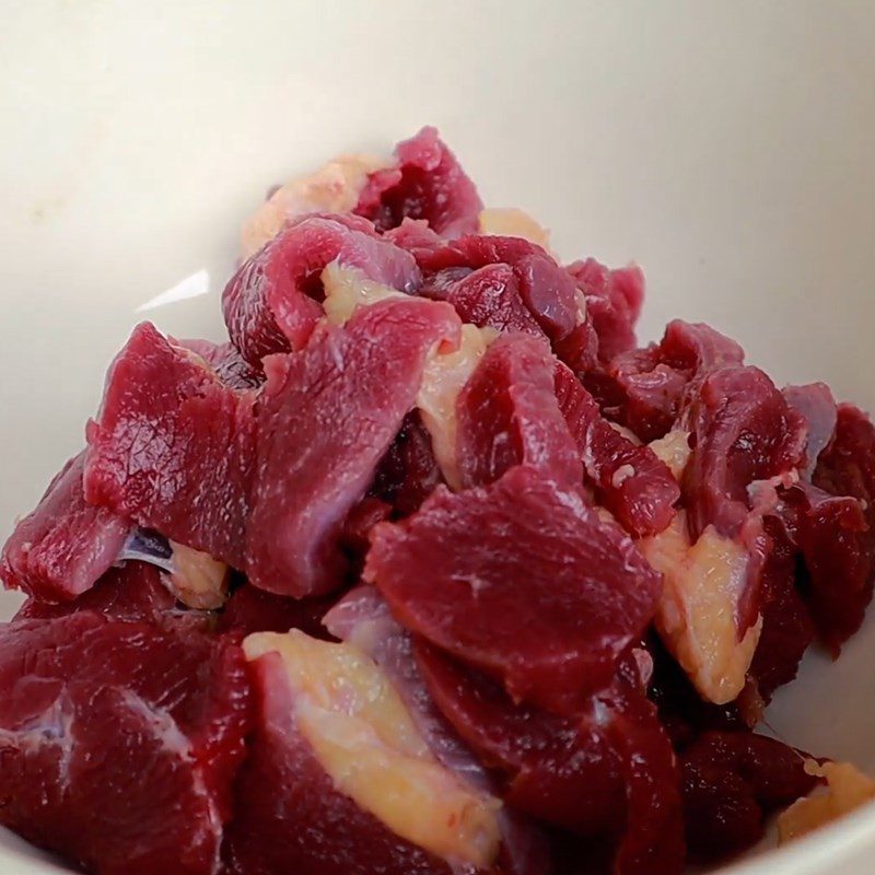 Step 1 Prepare and marinate duck meat Stir-Fried Duck Meat with Water Spinach