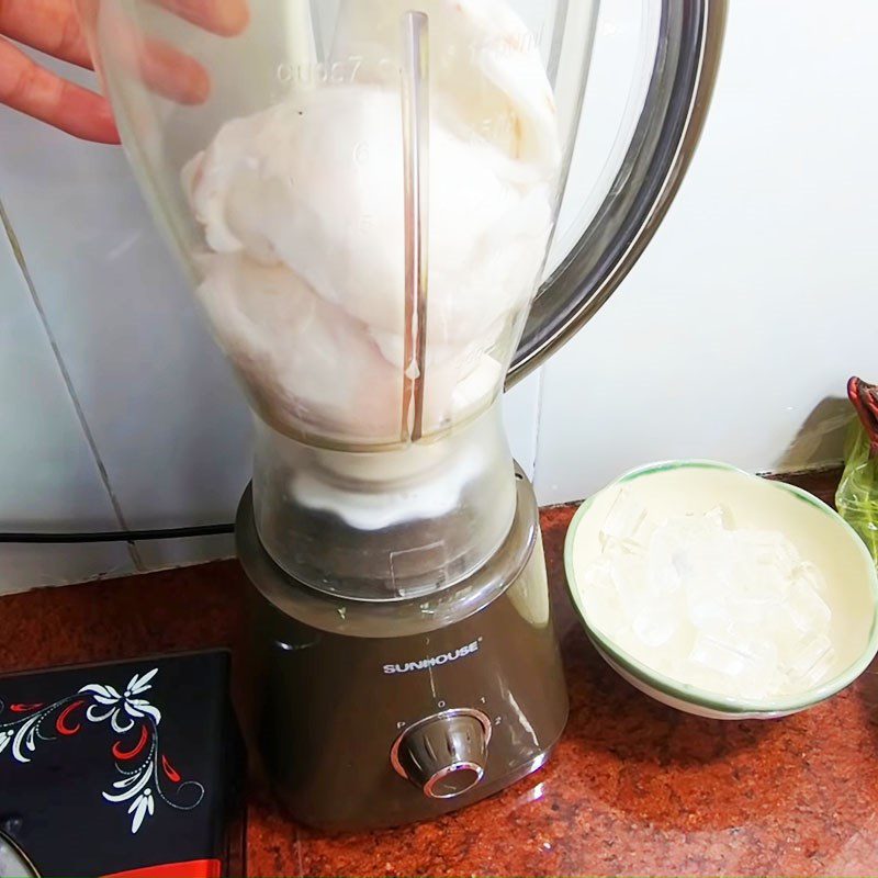 Step 3 Prepare and grind coconut meat Coconut cocoa smoothie