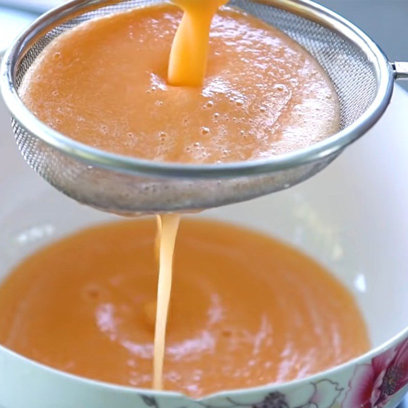 Step 1 Prepare and blend the cantaloupe Cantaloupe Jelly