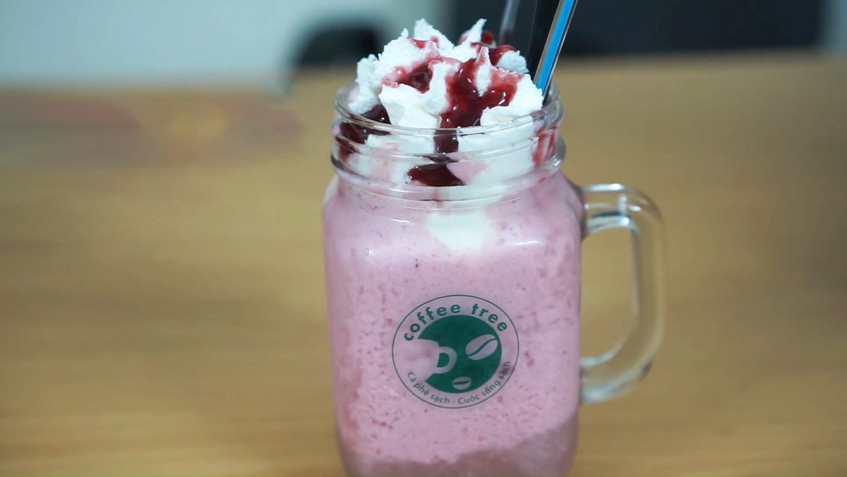 Raspberry smoothie soda