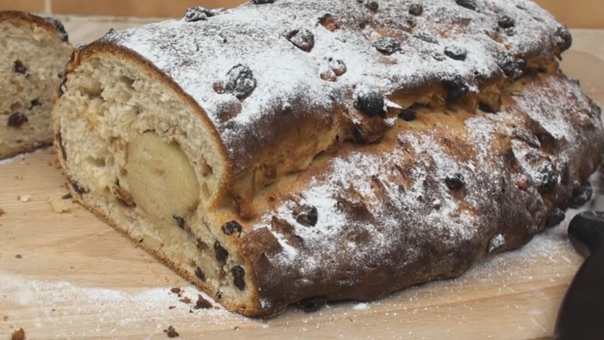 Stollen cake with almond filling