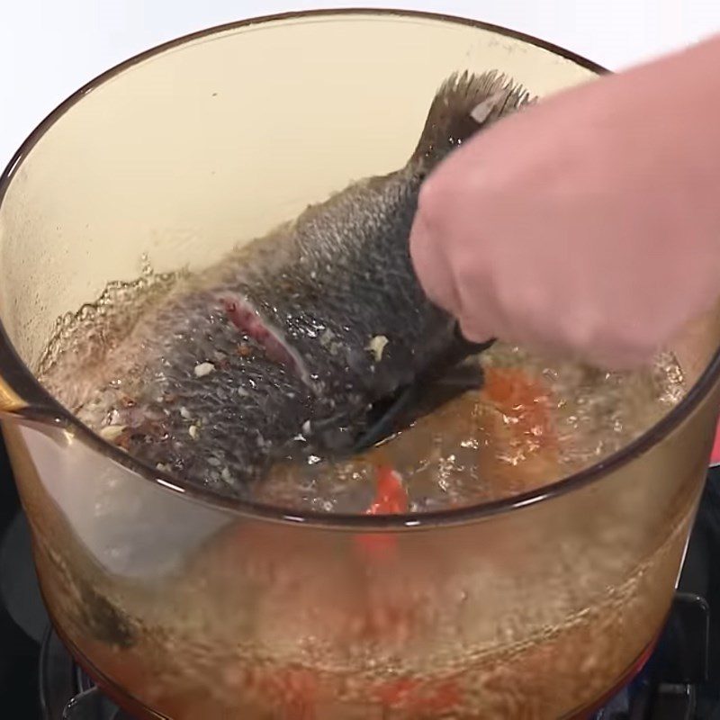 Step 4 Boil the fish and cook the soup Fish Soup with Water Lily