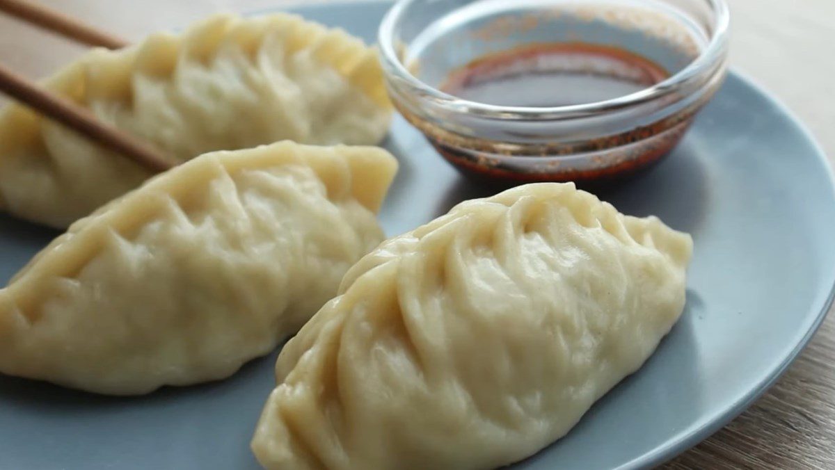 Steamed dumplings with pork filling