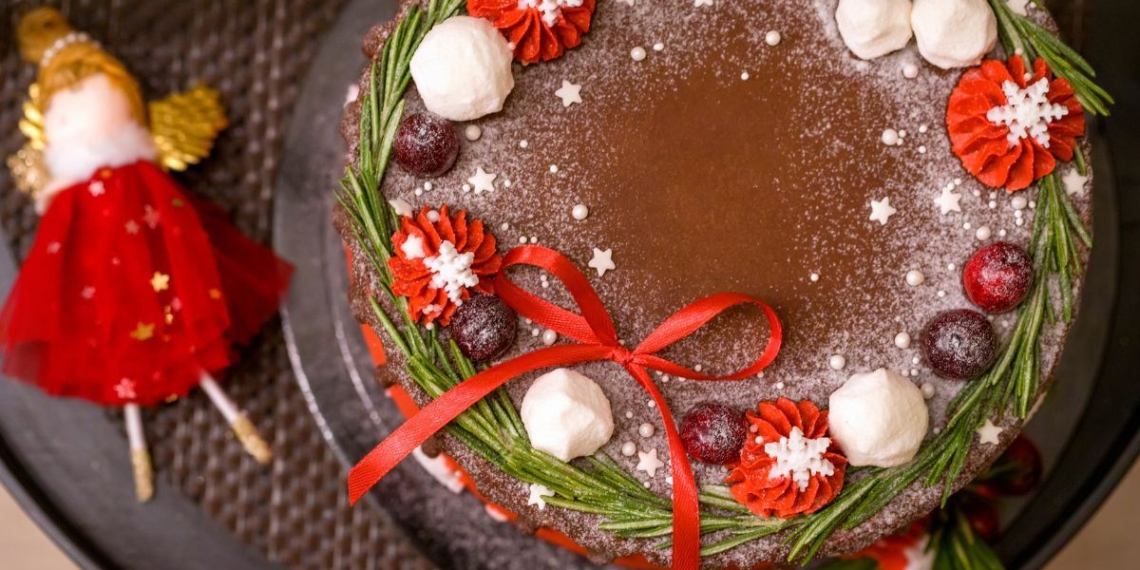 summary of 5 christmas cake recipes made with oven 22330