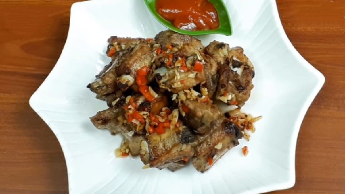 Garlic Chili Fried Ribs