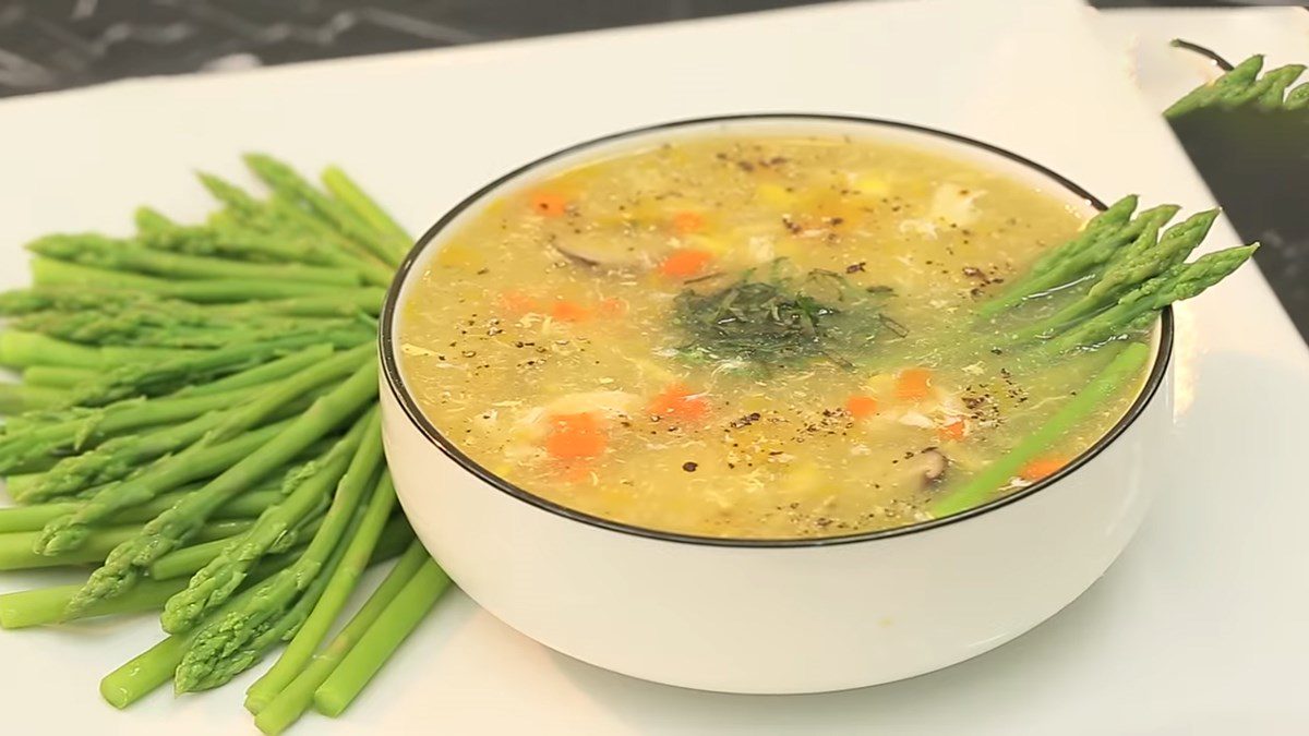 Asparagus Chicken Soup