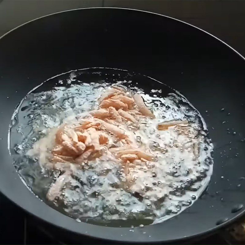 Step 2 Coat with Flour and Fry the Anchovies Fried Anchovies with Lemongrass and Chili