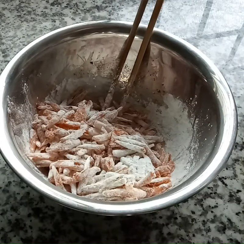 Step 2 Coat with Flour and Fry the Anchovies Fried Anchovies with Lemongrass and Chili