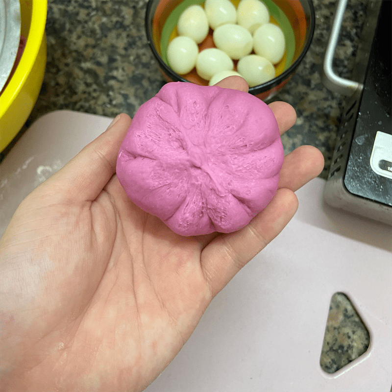 Step 5 Shaping the dough Red dragon fruit steamed bun with chicken breast