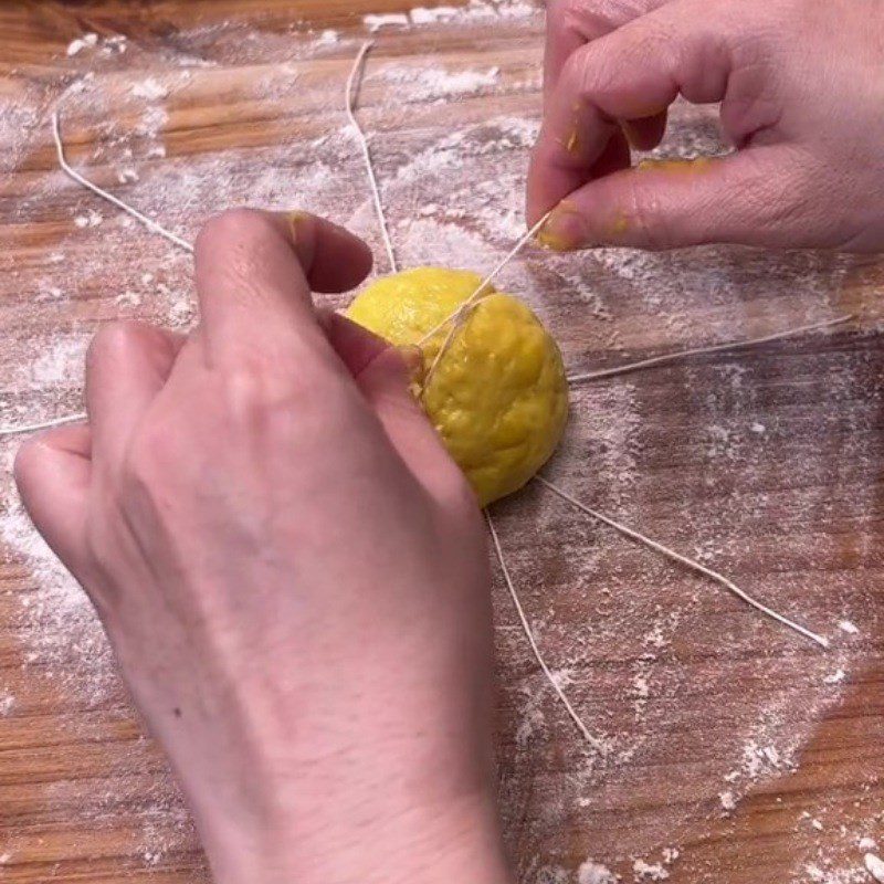 Step 7 Shaping the cake Pumpkin buns with mung bean filling