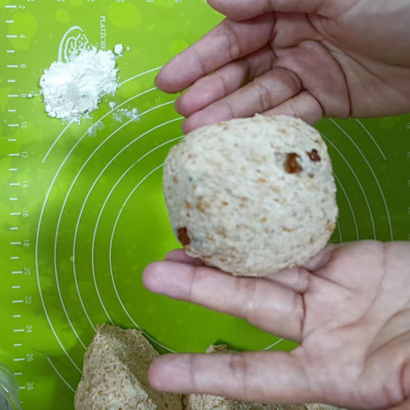 Step 3 Shaping the bread Whole wheat raisin bread