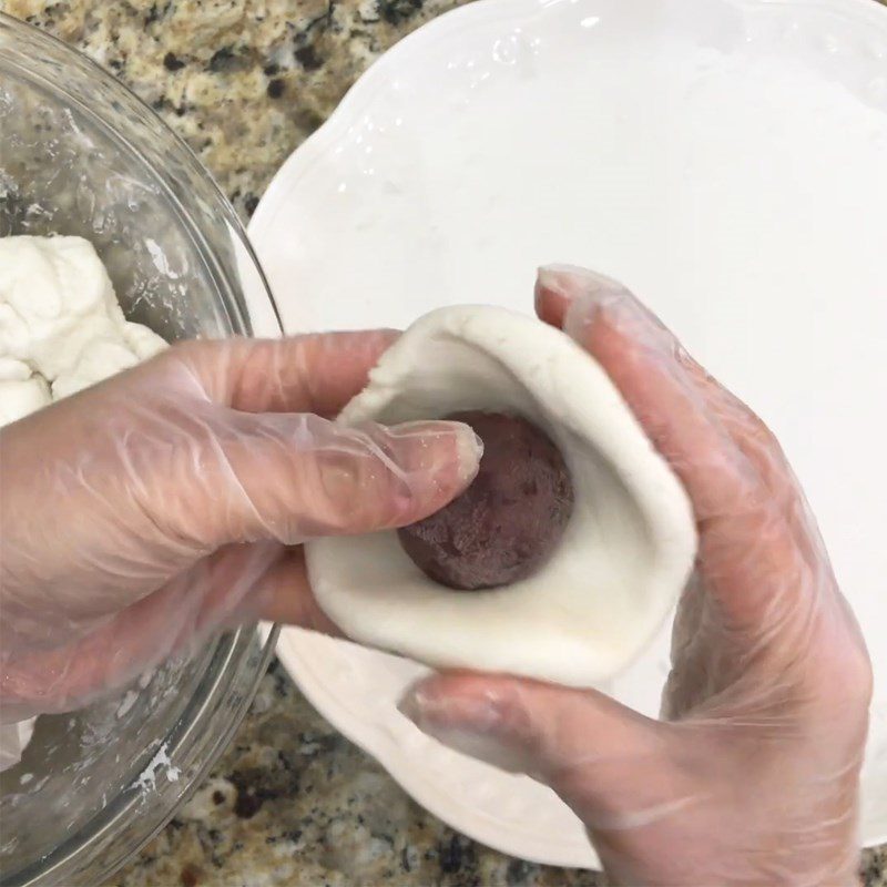 Step 4 Shaping the cake for orange cake with red bean filling