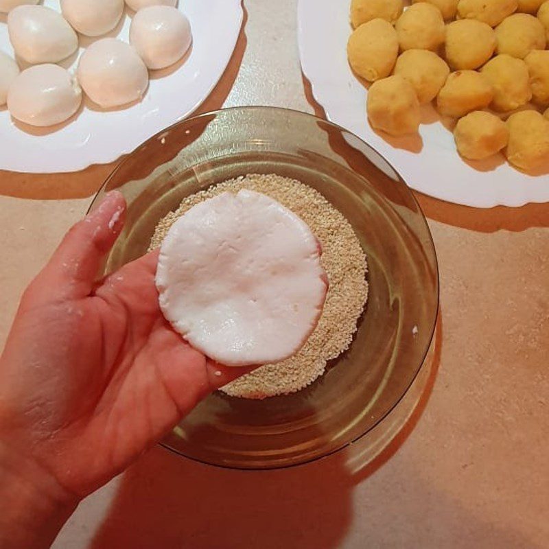 Step 3 Shaping the Cake Mung Bean Coconut Milk Ball