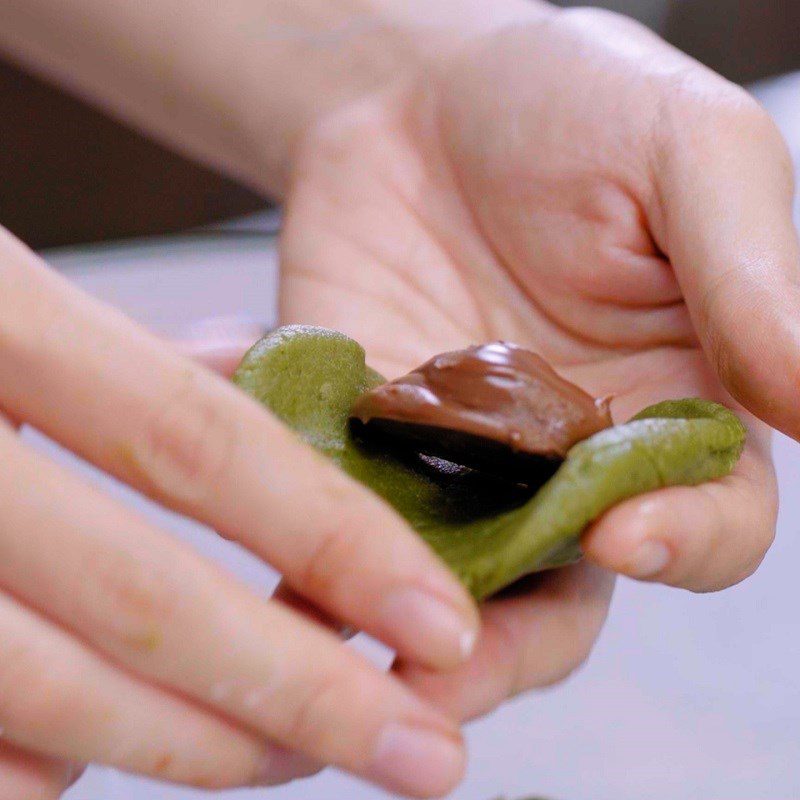 Step 3 Forming the dough Matcha cookie with chocolate filling