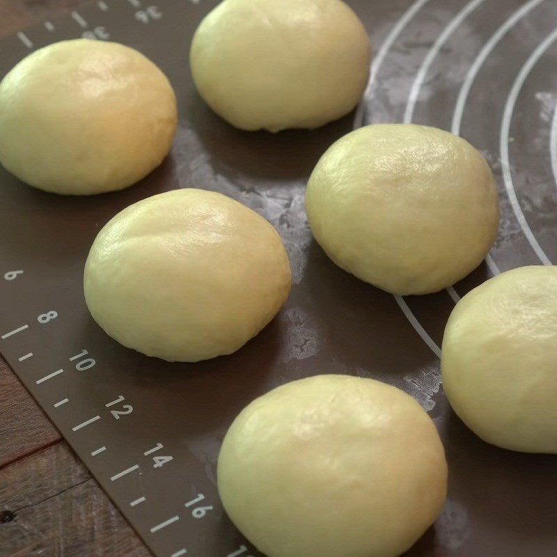 Step 6 Shaping the hamburger Hamburger with cheese filling