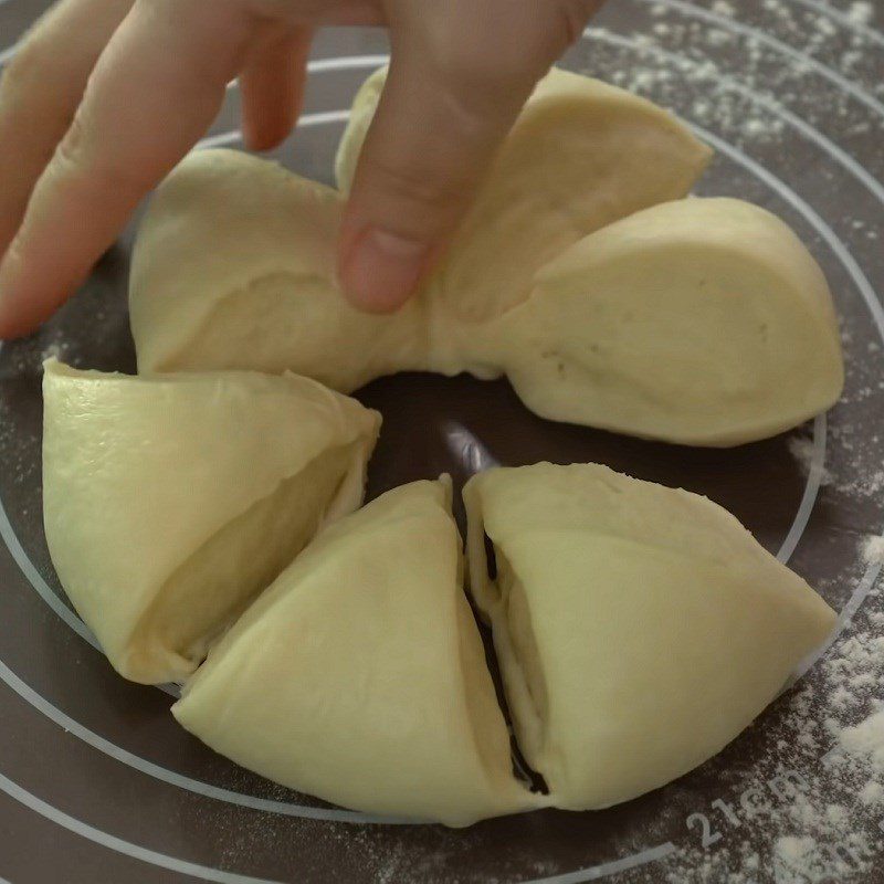 Step 6 Shaping the hamburger Hamburger with cheese filling