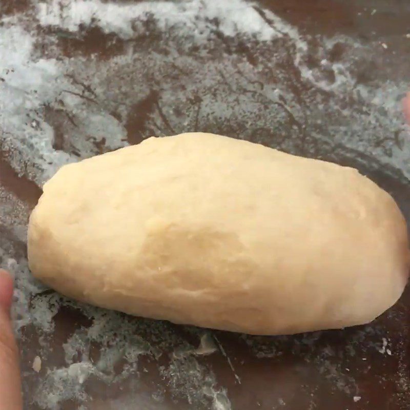 Step 4 Shaping the bread Loaf bread using an air fryer