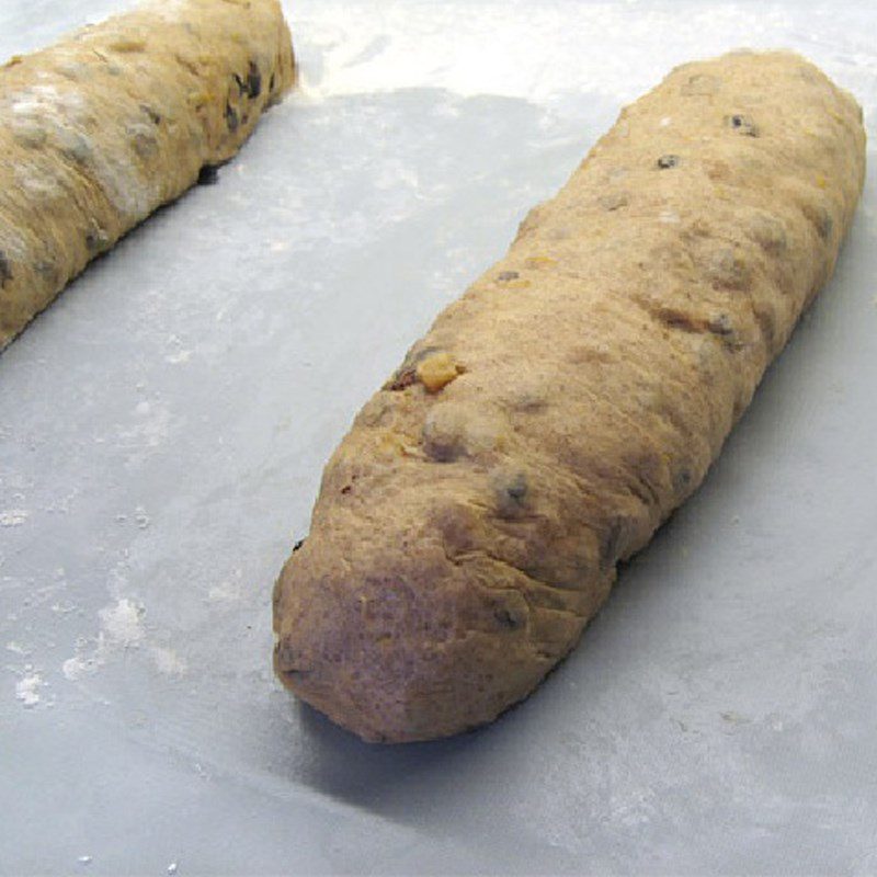 Step 5 Shaping the dough and second proofing Basic stollen