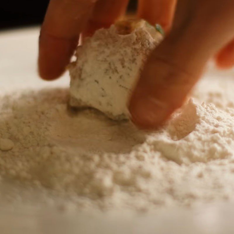 Step 8 Shaping and frying the cake Salmon potato cake