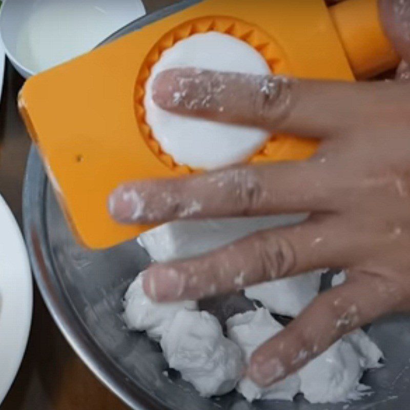 Step 6 Shape and mold the cake Coconut filling cookies