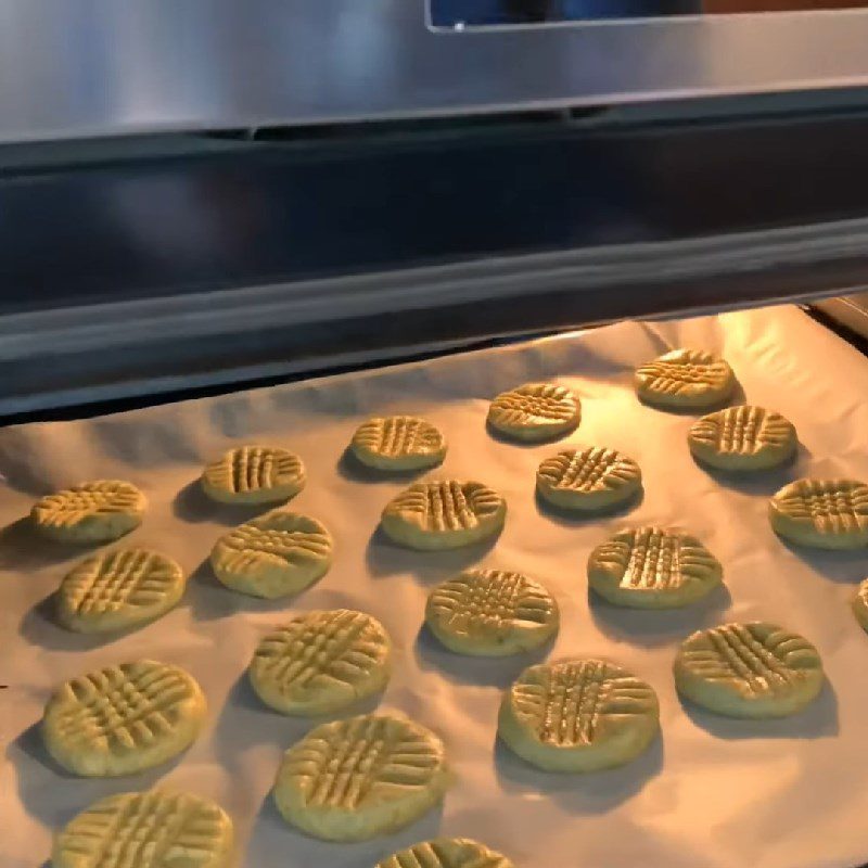 Step 3 Shaping and Baking Mint Butter Cookies