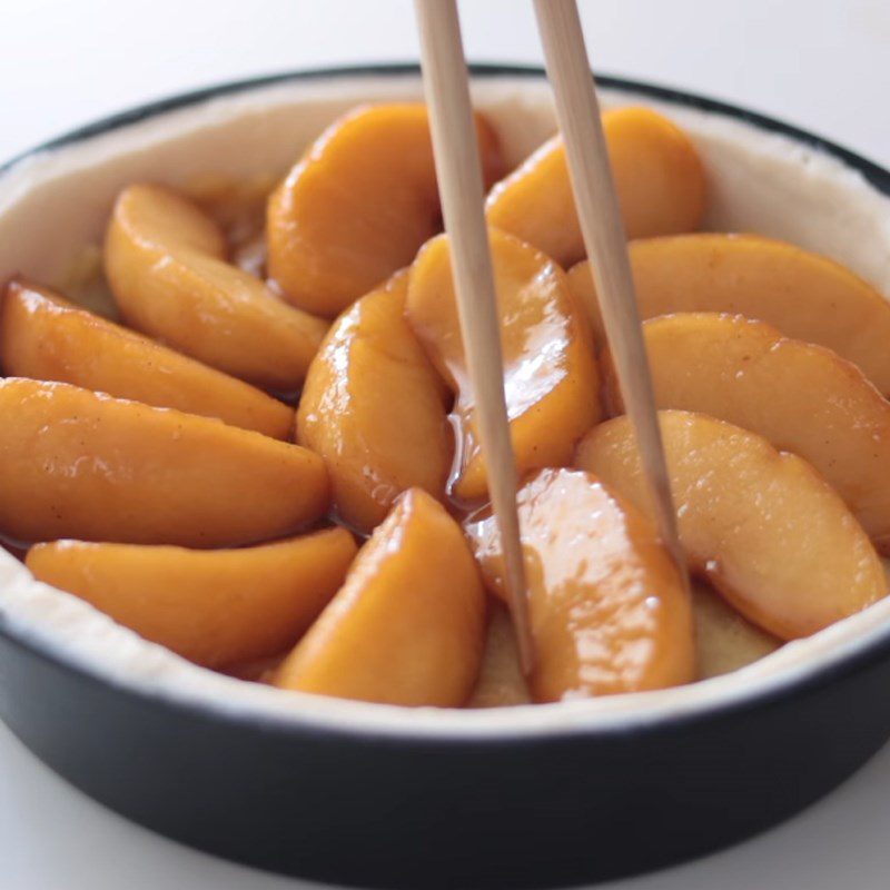 Step 9 Shaping and baking Sweet potato apple pie