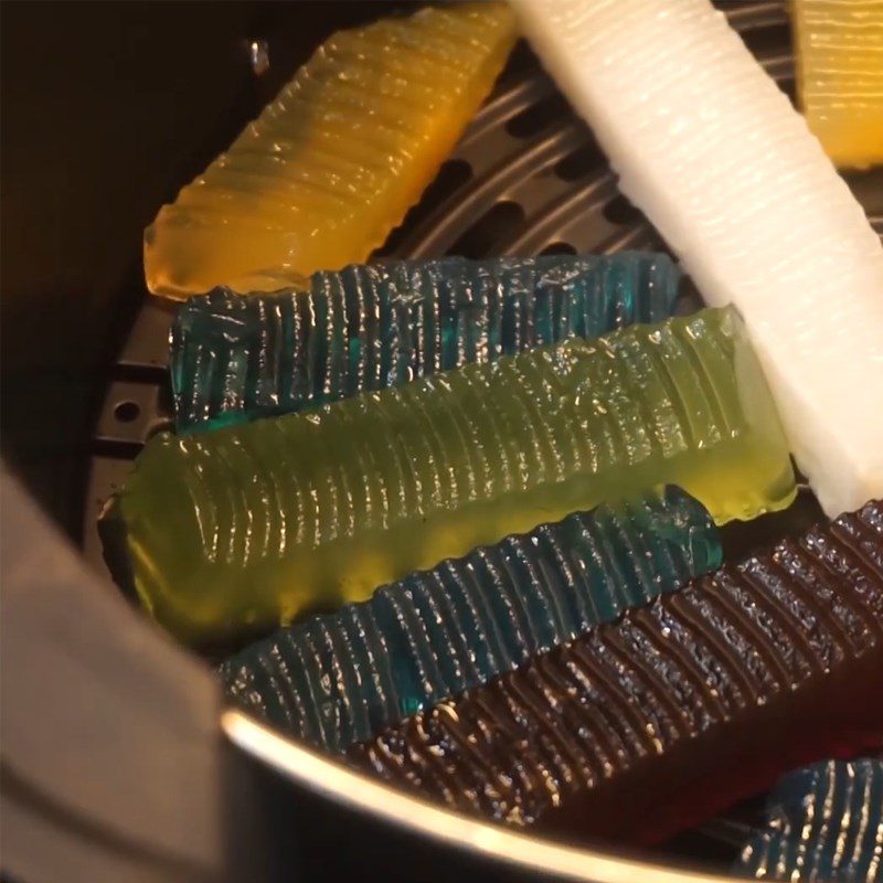 Step 4 Shaping and Drying Jelly Candy using an air fryer