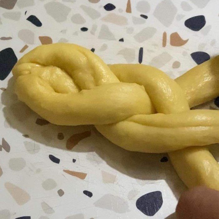 Step 3 Shaping Chrysanthemum Bread (recipe shared by a user)