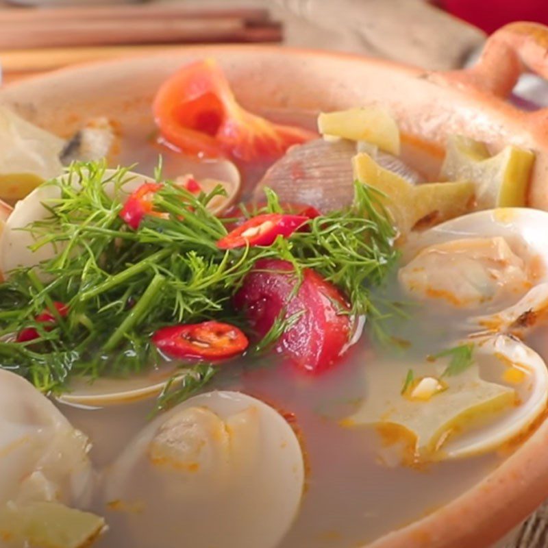 Step 5 Final product Clam soup with starfruit