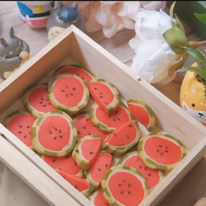 Step 6 Final product Butter cookie in watermelon shape