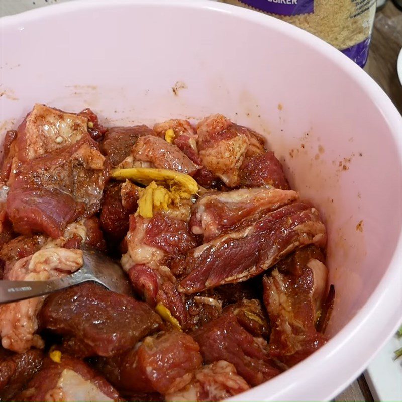 Step 2 Marinate the beef Five-spice beef stew