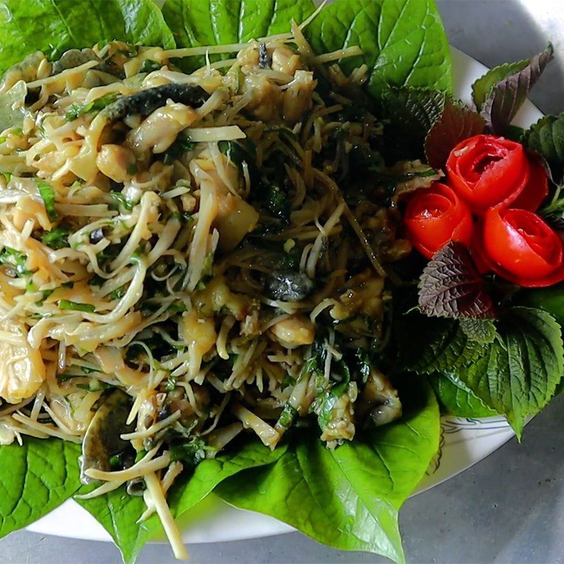 Step 4 Final product Frog stir-fried with banana flower